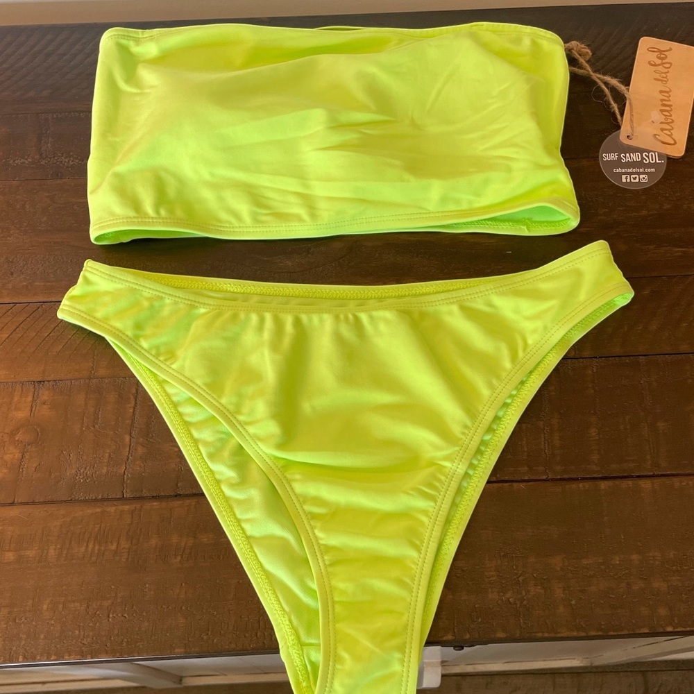 NWT Cabana Del Sol Neon Yellow Bandeau Bikini Set with Removable Straps